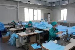 70 тысяч медицинских масок в день выпускает завод в Жамбылской области